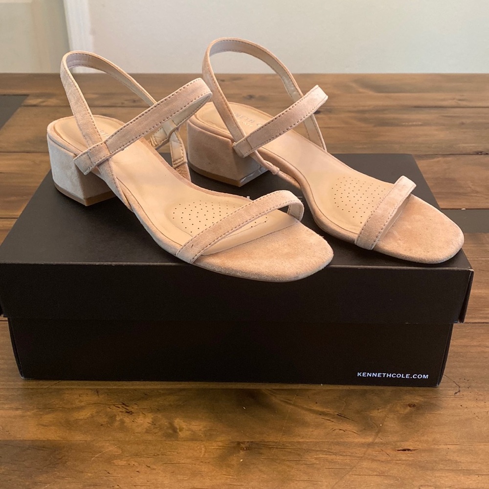 Kenneth Cole - New York.  Maisie low simple 1.5 heel buff color